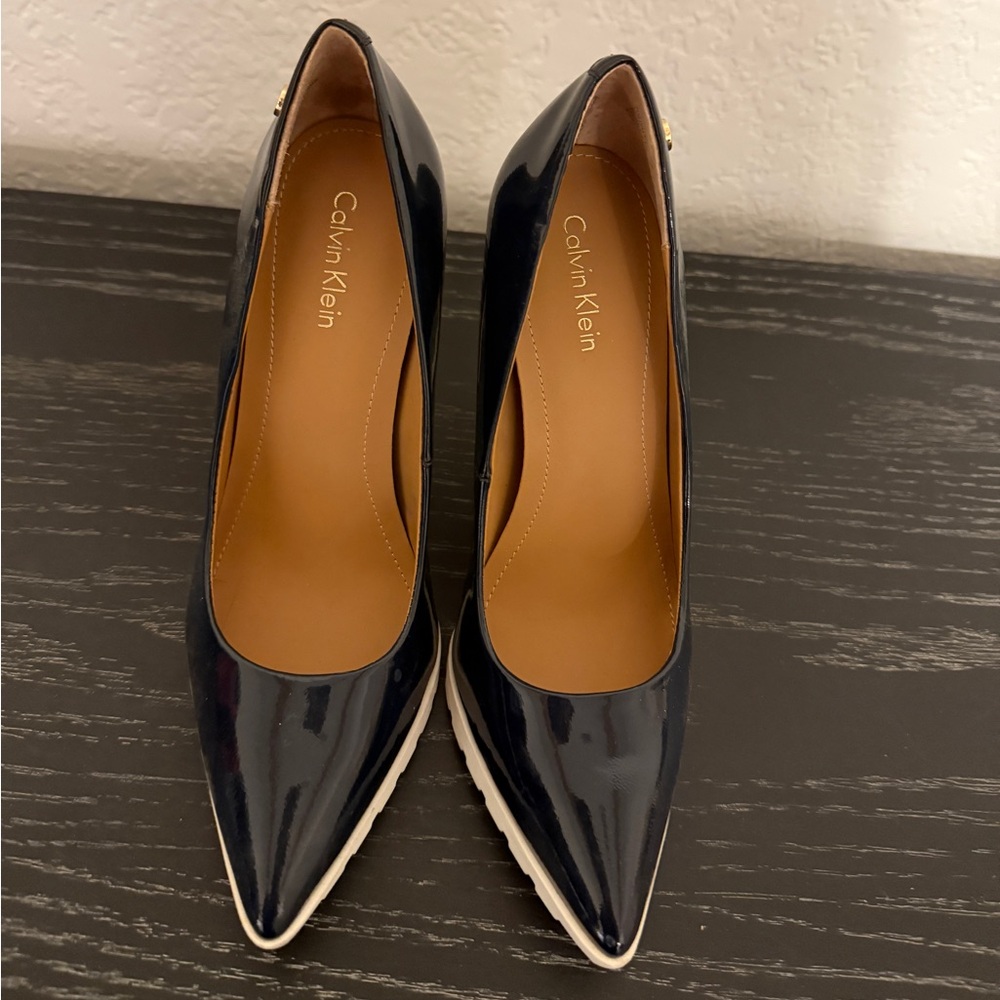 Calvin Klein Navy Pump heels